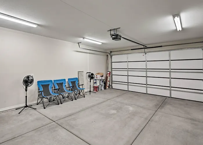 Holiday home Luxe W/ Ohv Access, 5 Mi To Mohave! Bullhead City